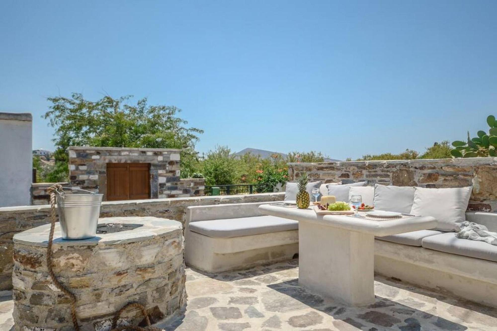 Villa Anthemion Naxos With Outdoor Jacuzzi Ano Sangrion Exterior photo
